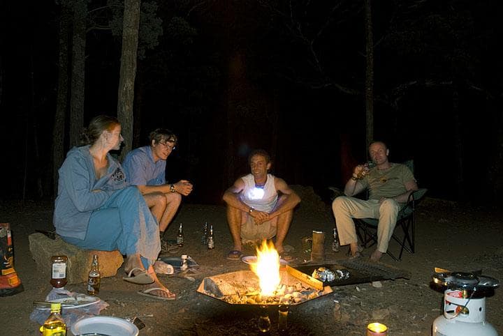 Camping a Lucky bay